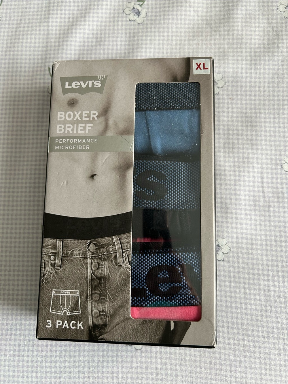 Levi's Men's Boxer Briefs 3-Pack in Navy Blue and Pink Trim